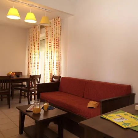 Apartament Furnished In With Terrace