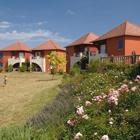 Apartament Furnished In With Terrace Prayssac