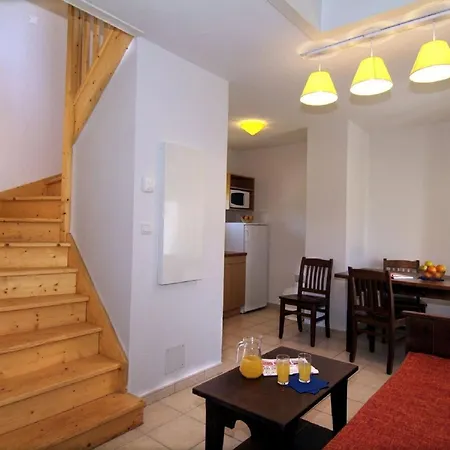 Apartament Furnished In With Terrace